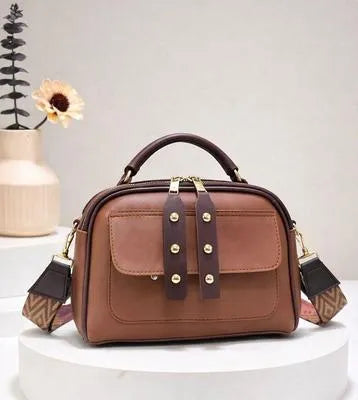 Women's Leather Plain Shoulder Bag – Brown
